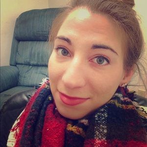 Meet your Posher, Mandi